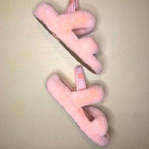 OH YEAH ! Pink ugg slippers